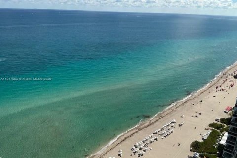 Copropriété à louer à Sunny Isles Beach, Floride: 2 chambres, 123 m2 № 1973889 - photo 3