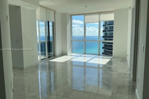 Copropriété à louer à Sunny Isles Beach, Floride: 2 chambres, 123 m2 № 1973889 - photo 16