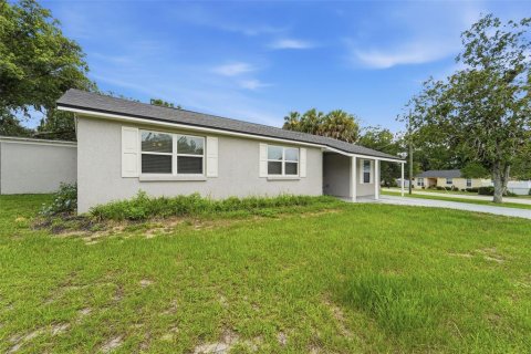 Villa ou maison à vendre à DeBary, Floride: 3 chambres, 138.24 m2 № 2289902 - photo 4