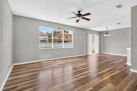 House in Wesley Chapel, Florida 3 bedrooms, 159.7 sq.m. № 2222762 - photo 15