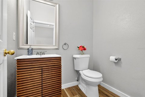 House in Wesley Chapel, Florida 3 bedrooms, 159.7 sq.m. № 2222762 - photo 18