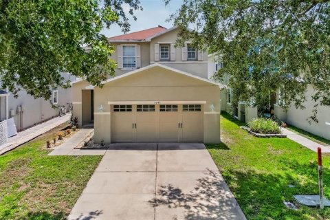 House in Wesley Chapel, Florida 3 bedrooms, 159.7 sq.m. № 2222762 - photo 2