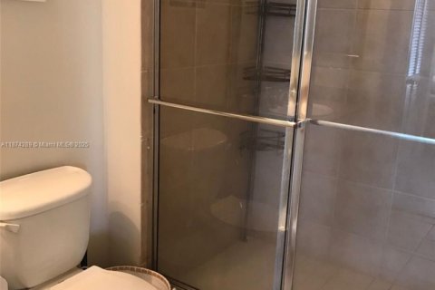 Copropriété à louer à Aventura, Floride: 2 chambres, 115.66 m2 № 1925697 - photo 24