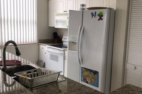 Copropriété à louer à Aventura, Floride: 2 chambres, 115.66 m2 № 1925697 - photo 18