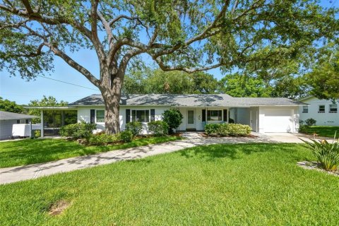 Villa ou maison à Mount Dora, Floride 2 chambres, 122.07 m2 № 2354351