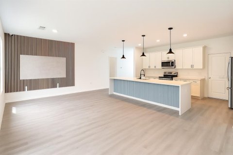 Casa en venta en Kissimmee, Florida, 4 dormitorios, 139.45 m2 № 1775106 - foto 2