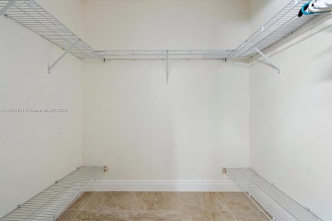 Townhouse in Sunrise, Florida 2 bedrooms, 128.95 sq.m. № 1896158 - photo 17