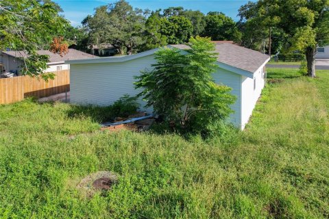 House in Lakeland, Florida 2 bedrooms, 61.32 sq.m. № 1785992 - photo 24
