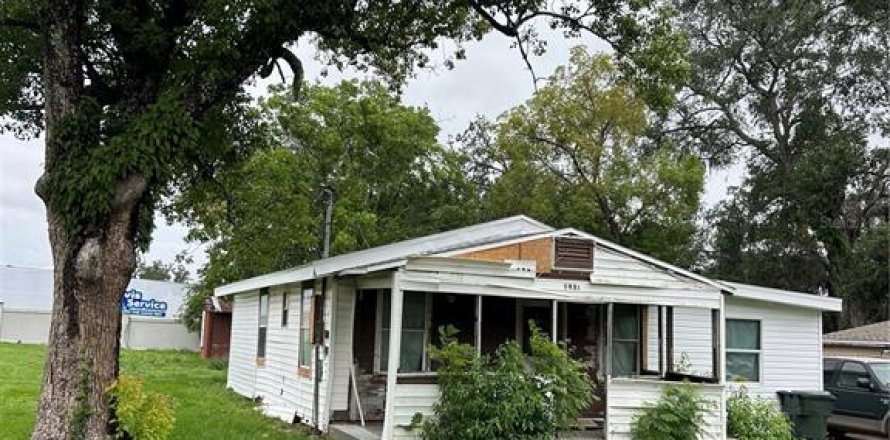 House in Lakeland, Florida 2 bedrooms, 61.32 sq.m. № 1785992