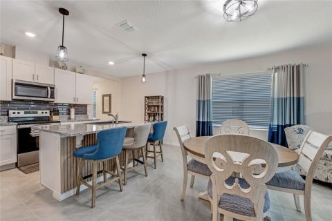 Villa ou maison à vendre à Ormond Beach, Floride: 3 chambres, 127.55 m2 № 2289837 - photo 4