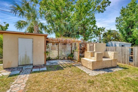 House in Apollo Beach, Florida 2 bedrooms, 103.96 sq.m. № 1746389 - photo 20