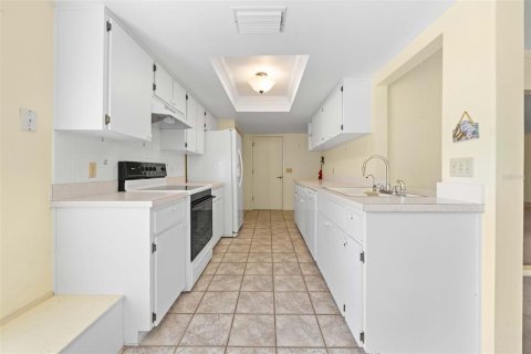 Casa en venta en Spring Hill, Florida, 2 dormitorios, 132.48 m2 № 2225159 - foto 17