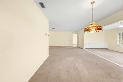 Casa en venta en Spring Hill, Florida, 2 dormitorios, 132.48 m2 № 2225159 - foto 14