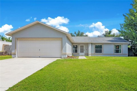 Casa en Clermont, Florida 4 dormitorios, 115.85 m2 № 2329660