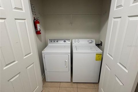 Copropriété à vendre à Orlando, Floride: 3 chambres, 115.85 m2 № 2197065 - photo 4