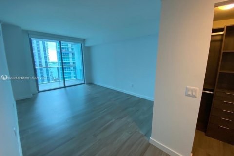 Condo in Miami, Florida, 2 bedrooms  № 2015370 - photo 4