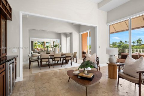 Купить кондоминиум в Корал-Гейблс, Флорида 5 спален, 418.06м2, № 2051047 - фото 11