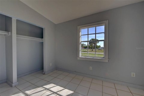 Villa ou maison à vendre à Port Charlotte, Floride: 2 chambres, 87.89 m2 № 2141966 - photo 28