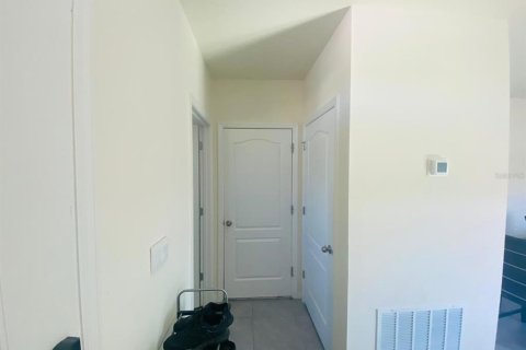 Villa ou maison à louer à Sanford, Floride: 3 chambres, 140.28 m2 № 1813669 - photo 4