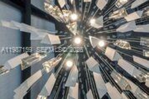 Купить кондоминиум в Санни-Айлс-Бич, Флорида 3 спальни, 606.09м2, № 2046638 - фото 20