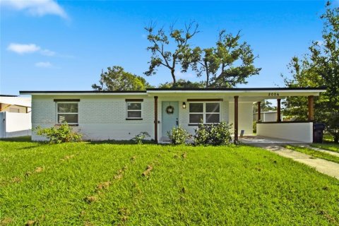 Casa en Tampa, Florida 3 dormitorios, 85.93 m2 № 2210649