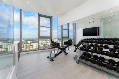 Copropriété à vendre à Sunny Isles Beach, Floride: 5 chambres, 570.23 m2 № 1764522 - photo 9