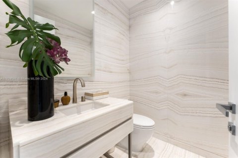 Copropriété à vendre à Sunny Isles Beach, Floride: 5 chambres, 570.23 m2 № 1764522 - photo 30