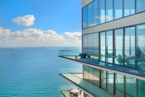 Copropriété à vendre à Sunny Isles Beach, Floride: 5 chambres, 570.23 m2 № 1764522 - photo 10