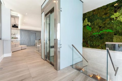 Copropriété à vendre à Sunny Isles Beach, Floride: 5 chambres, 570.23 m2 № 1764522 - photo 23