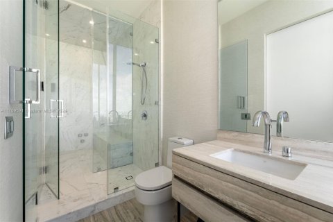 Copropriété à vendre à Sunny Isles Beach, Floride: 5 chambres, 570.23 m2 № 1764522 - photo 27
