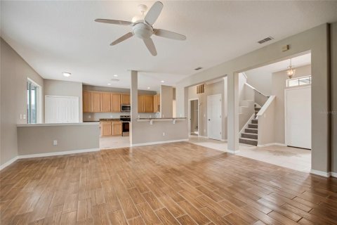 Casa en venta en Kissimmee, Florida, 5 dormitorios, 333.7 m2 № 2342309 - foto 28