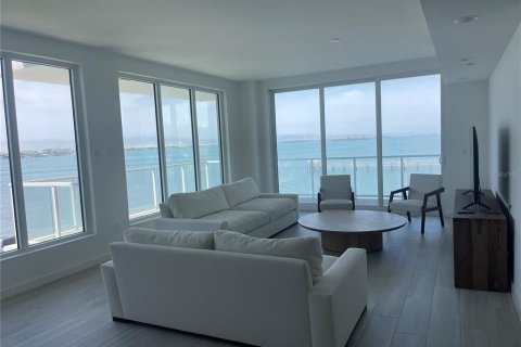 Appartement à louer à Clearwater, Floride: 3 chambres, 237.37 m2 № 1820480 - photo 1