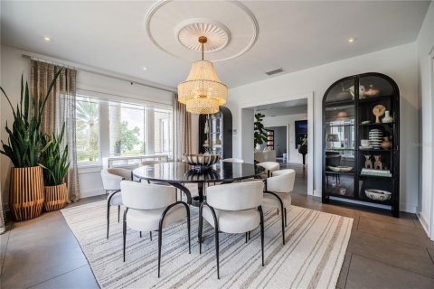 Купить виллу или дом в Лейкленд, Флорида 15 комнат, 721.57м2, № 2358886 - фото 17