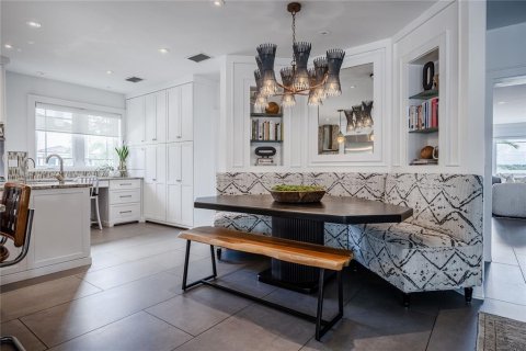 Купить виллу или дом в Лейкленд, Флорида 15 комнат, 721.57м2, № 2358886 - фото 25