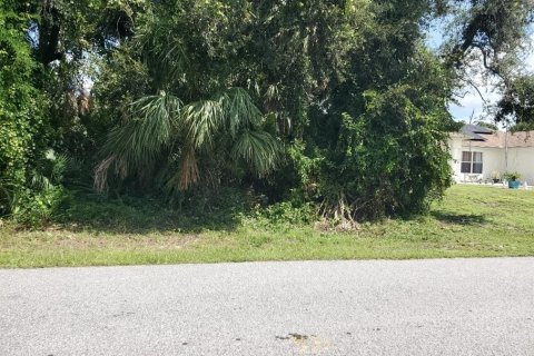 Terreno en venta en North Port, Florida № 2224248 - foto 7