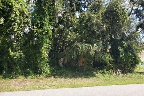 Terreno en venta en North Port, Florida № 2224248 - foto 4