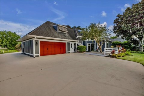 Villa ou maison à vendre à New Smyrna Beach, Floride: 4 chambres, 253.9 m2 № 1888637 - photo 19