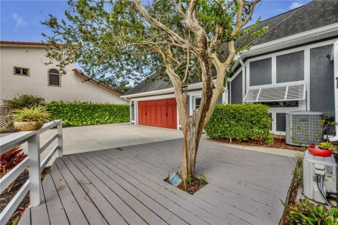 Villa ou maison à vendre à New Smyrna Beach, Floride: 4 chambres, 253.9 m2 № 1888637 - photo 17