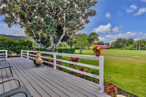 Villa ou maison à vendre à New Smyrna Beach, Floride: 4 chambres, 253.9 m2 № 1888637 - photo 16