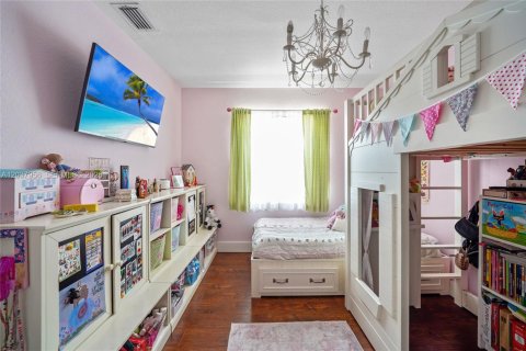 House in Weston, Florida 4 bedrooms, 204.01 sq.m. № 2086392 - photo 27