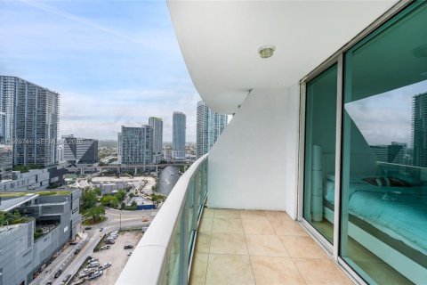 Copropriété à louer à Miami, Floride: 2 chambres, 130.25 m2 № 2046154 - photo 2