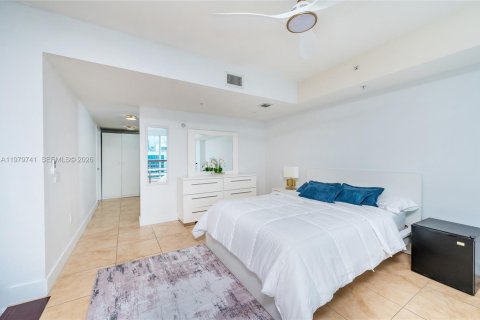 Copropriété à louer à Miami, Floride: 2 chambres, 130.25 m2 № 2046154 - photo 20