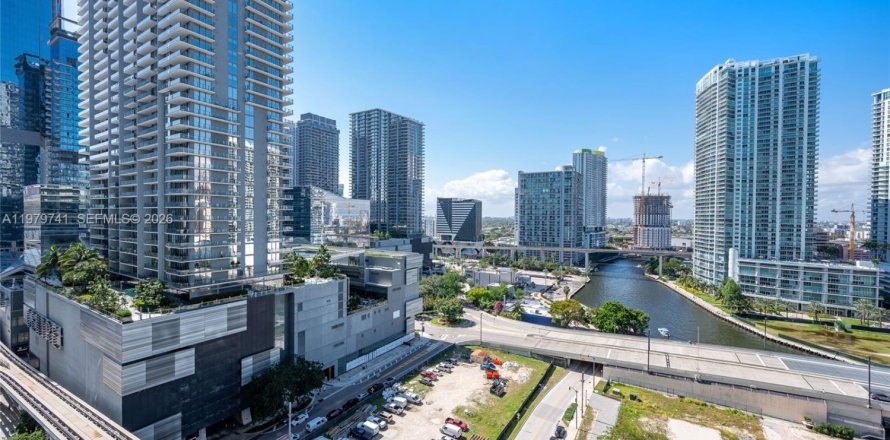 Condo à Miami, Floride, 2 chambres  № 2046154