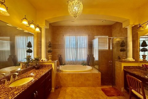 House in Laurel, Florida 5 bedrooms, 487.92 sq.m. № 1590076 - photo 25