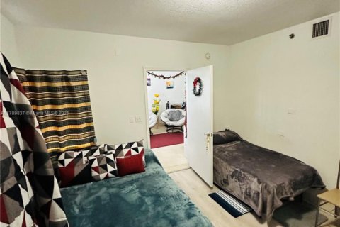 Купить кондоминиум в Майами-Бич, Флорида 1 спальня, 55.83м2, № 1936748 - фото 10