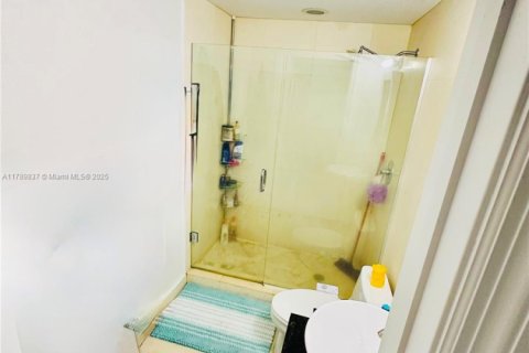 Купить кондоминиум в Майами-Бич, Флорида 1 спальня, 55.83м2, № 1936748 - фото 12