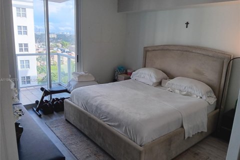 Condominio en venta en Miami, Florida, 1 dormitorio, 63.64 m2 № 2029372 - foto 6