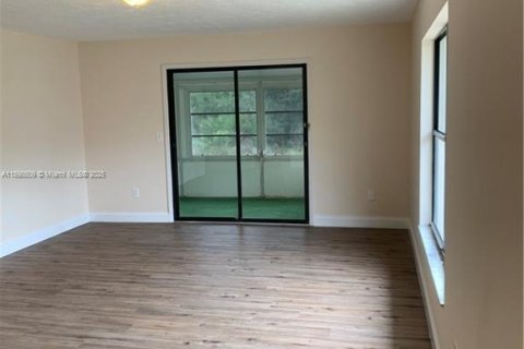 Villa ou maison à louer à Lake Placid, Floride: 3 chambres № 1954188 - photo 13