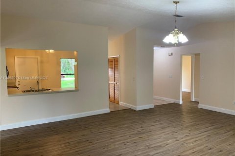 Villa ou maison à louer à Lake Placid, Floride: 3 chambres № 1954188 - photo 7