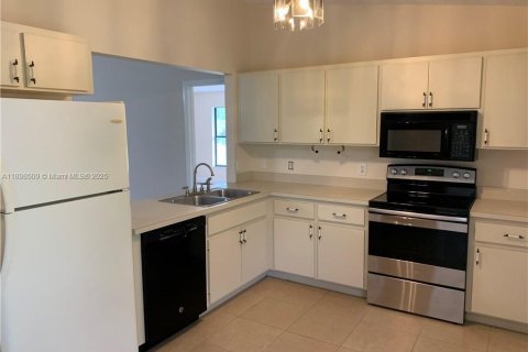 Villa ou maison à louer à Lake Placid, Floride: 3 chambres № 1954188 - photo 4